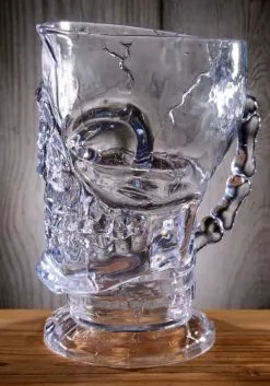 Totenkopf Pitcher Klar